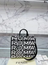 フェンディバッグFENDI 2022新作 トートバッグ