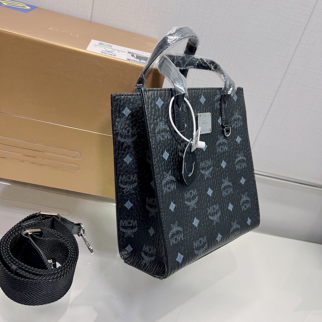 エムシーエムバッグMCM 2022 新作楽譜パッケージ