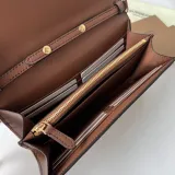 バーバリーバッグBURBERRY 2022新作 チェック柄＆レザー ウォレット