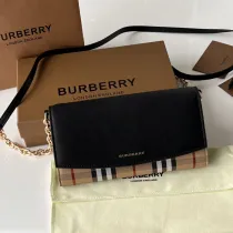 バーバリーバッグBURBERRY 2022新作 チェック柄＆レザー ウォレット