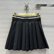 ミュウミュウ服Miu Miu 2022年新作 スーパーショートプリーツスカート