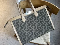 フェンディバッグFENDI 2023新作ワークバッグ