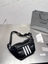 バレンシアガバッグBALENCIAGA 2023新作 チェストバッグ