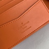 ルイヴィトン財布LOUIS VUITTON 2023年新作 M81547 オレンジ型押し ショートクリップ