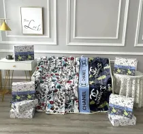 シャネルCHANEL 2023新作ブランケット
