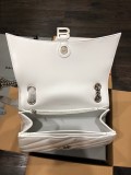 バーバリーバッグBURBERRY 2023 新作 ミディアム ホワイト シルバー バックル アワーグラス チェーン バッグ
