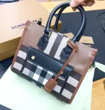 バーバリーバッグBURBERRY 2023新作 フルールバッグ