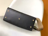 フェンディバッグFENDI 2023新作 スモール ハンドバッグ