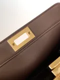 フェンディバッグFENDI 2023新作 小さめ ハンドバッグ