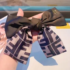 フェンディヘアピンFENDI 2023新作 かんざし