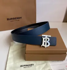 バーバリーベルトBURBERRY 2023新作 レザーベルト