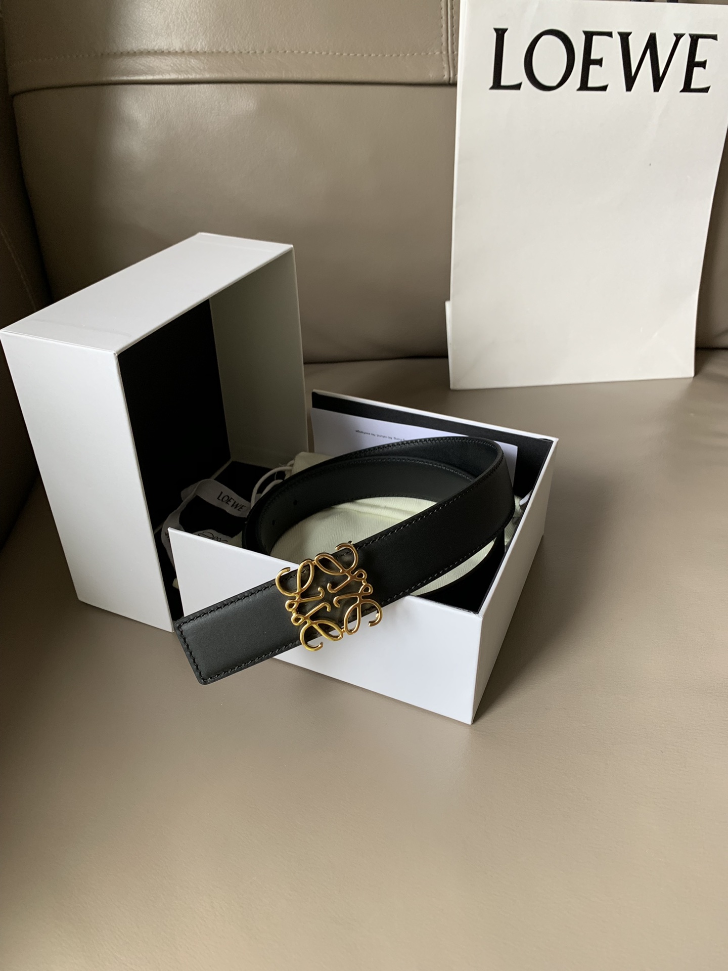 ロエベベルトLOEWE 2023新作 両面ベルト