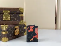 ルイヴィトン財布LOUIS VUITTON 2023新作 M81784 レッド ポケットウォレット