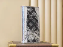 ルイヴィトン財布LOUIS VUITTON 2023年新作 M80807 シルバー スーツクリップ