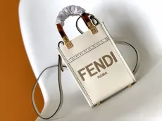 フェンディバッグFENDI 2023新作 ハンドバッグ
