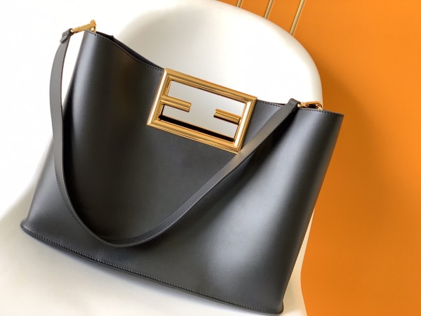 フェンディバッグFENDI 2023新作 ウェイラージ ハンドバッグ
