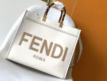 フェンディバッグFENDI 2023新作 ミディアム トートバッグ