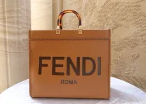 フェンディバッグFENDI 2023新作 トートバッグ