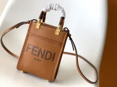 フェンディバッグFENDI 2023新作 ハンドバッグ