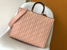 フェンディバッグFENDI 2023新作ワークバッグ ミディアム