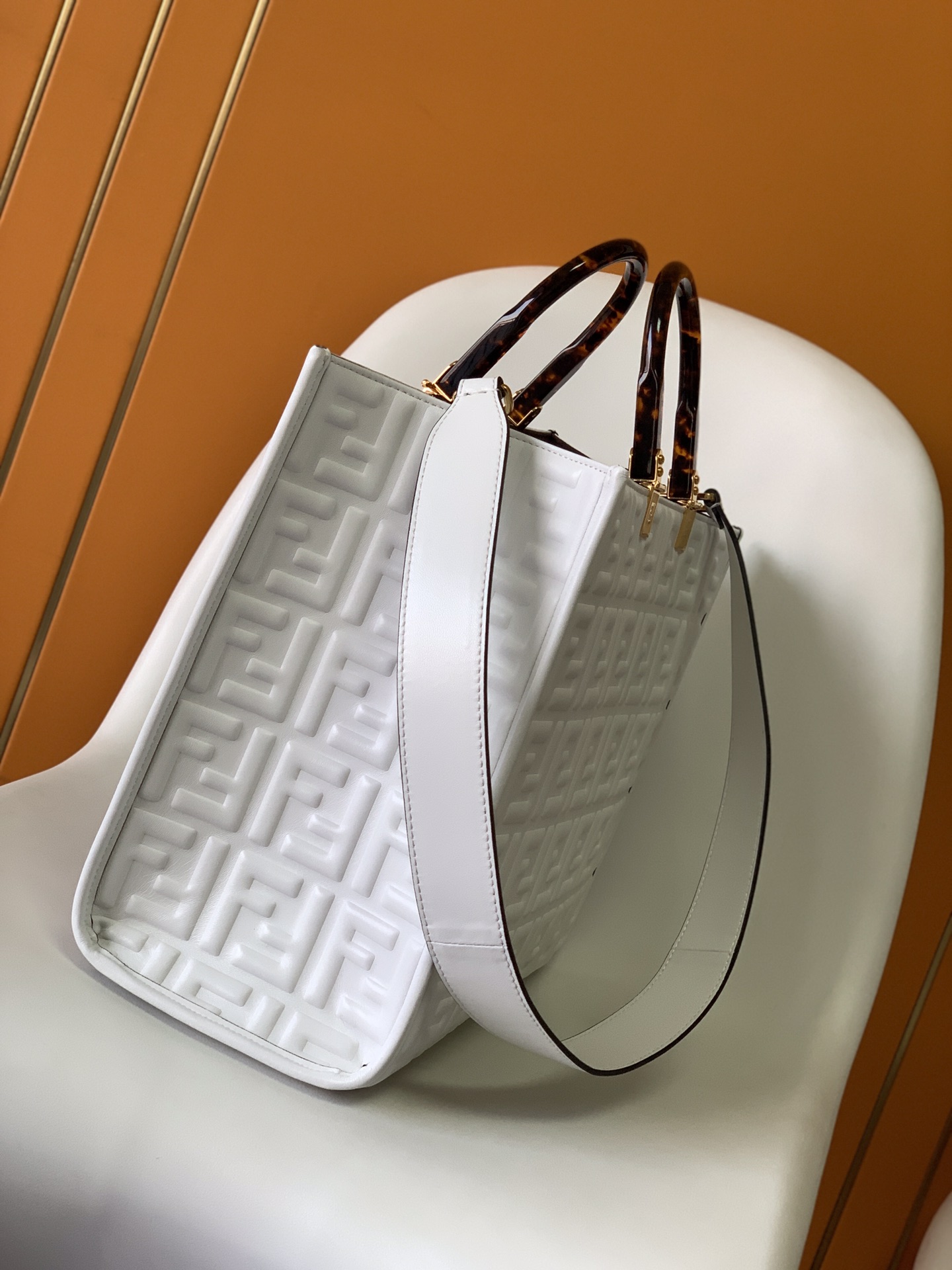 フェンディバッグFENDI 2023新作ワークバッグ ミディアム
