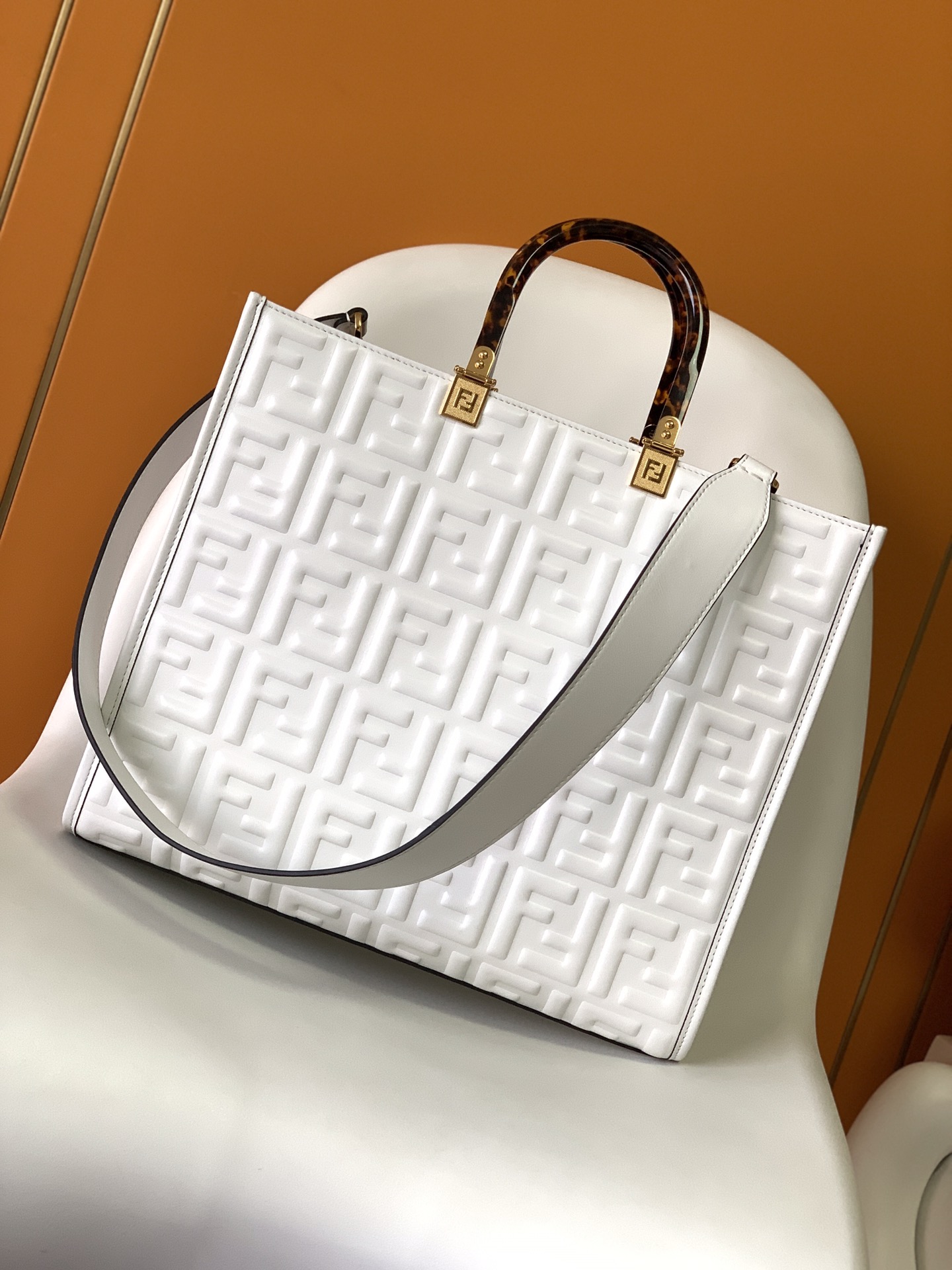 フェンディバッグFENDI 2023新作ワークバッグ ミディアム