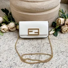 フェンディバッグFENDI 2023年新作ジオメトリックミニハンドバッグ