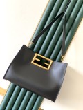 フェンディバッグFENDI 2023新作 ウェイラージ ハンドバッグ