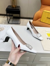 フェンディ靴FENDI 2023新作ファッションハイヒール浅口シングルシューズクリスタルダイヤバックル