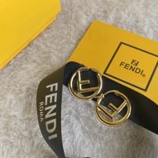 フェンディピアスFENDI 2023新作 ファッション リング ロゴ 文字 ピアス