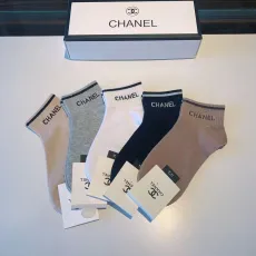シャネル靴下CHANEL 2023新作 ミッドチューブ ソックス