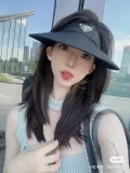 プラダ帽子PRADA 2023新作 エンプティ ピークド キャップ