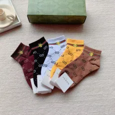 グッチ靴下GUCCI 2023新作 ルオコウ リトルビー ソックス