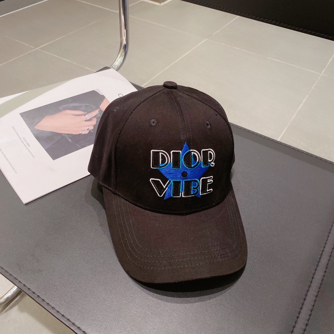 ディオール帽子DIOR 2023新作 ピークド ベースボールキャップ
