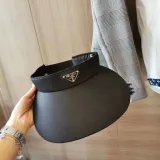 プラダ帽子PRADA 2023新作 エンプティ ピークド キャップ