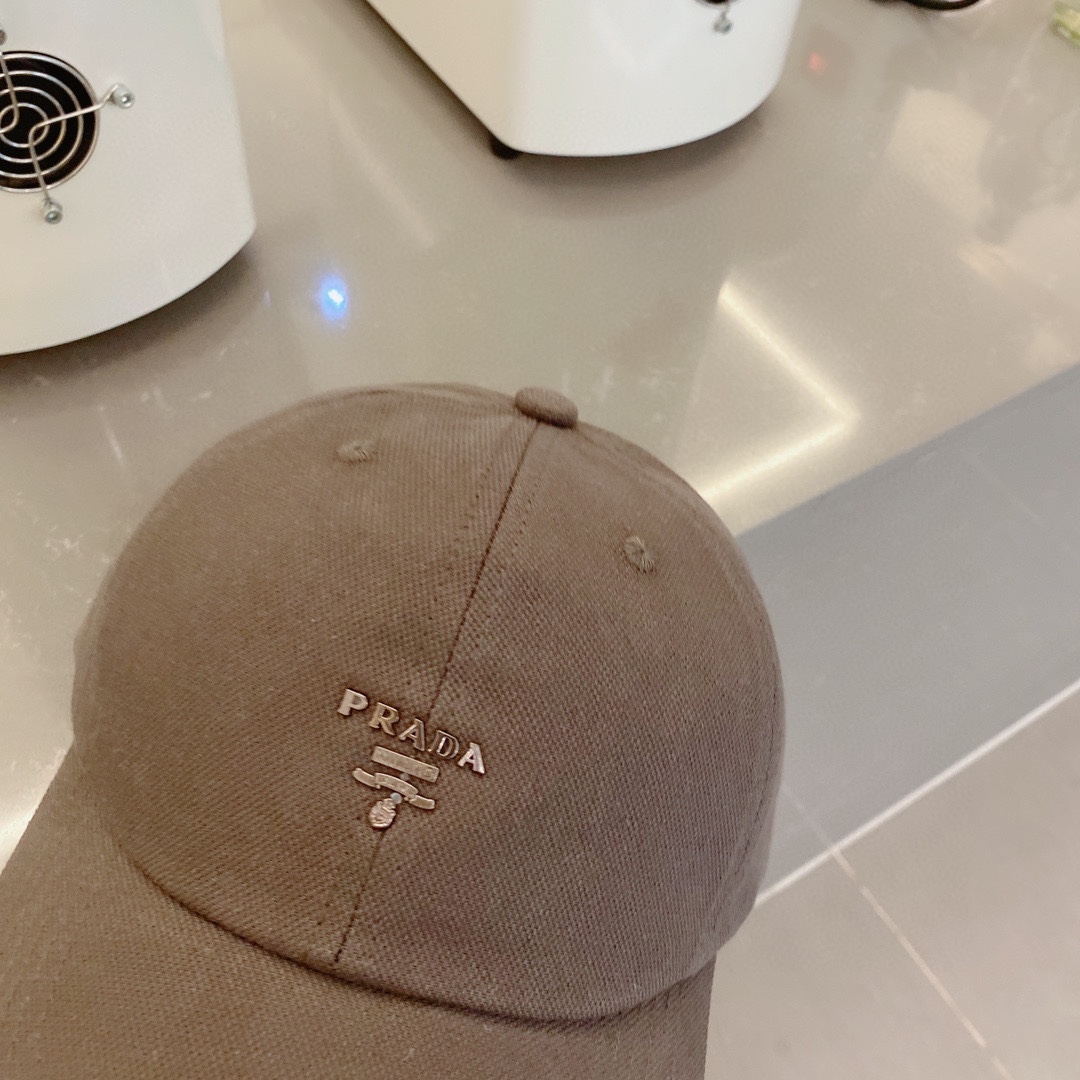プラダ帽子PRADA 2023新作 ピークドベースボールキャップ