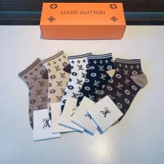 ルイヴィトン靴下LOUIS VUITTON 2023新作 レターロゴ ソックス