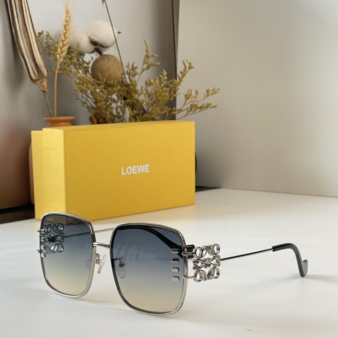 ロエベサングラスLOEWE 2023新作 サングラス