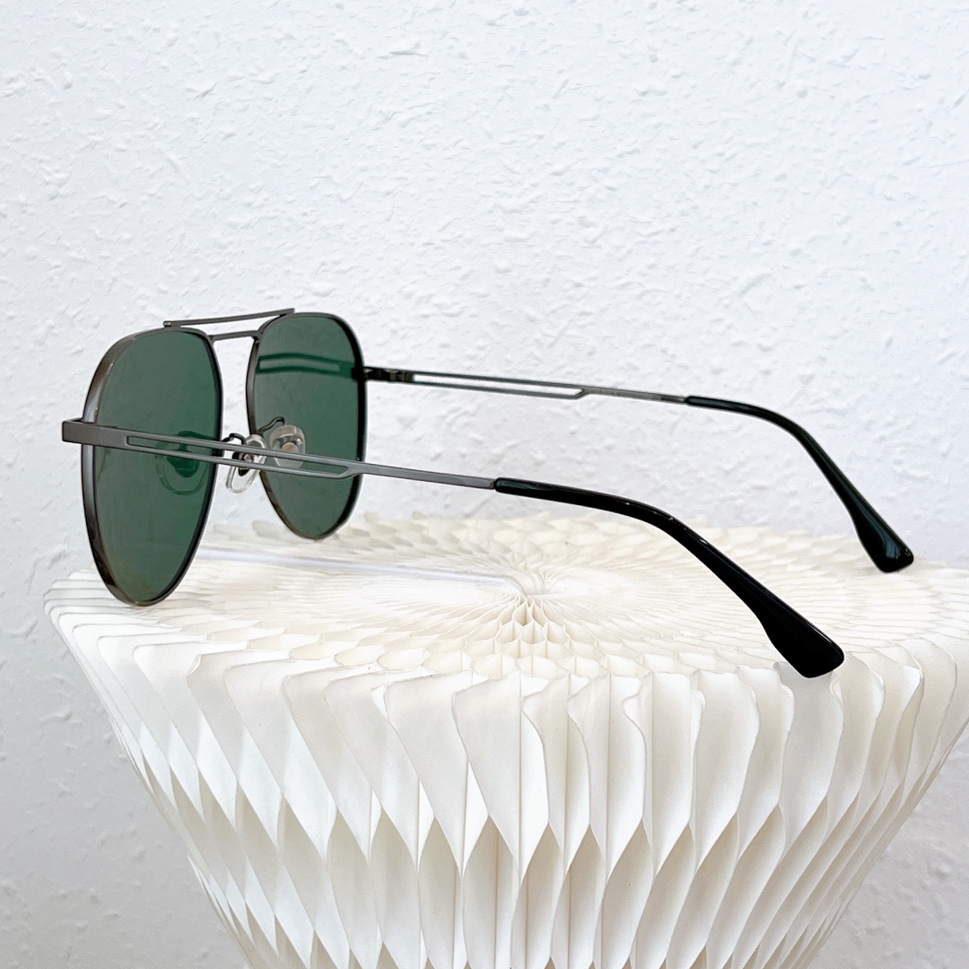 プラダサングラスPRADA 2023新作 メガネ