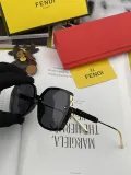 フェンディサングラスFENDI 2023新作 スクエアフレーム サングラス