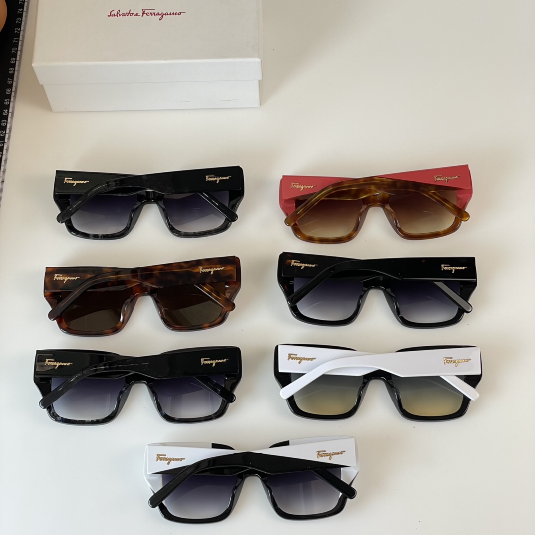 フェラガモサングラスFerragamo 2023新作 メガネ