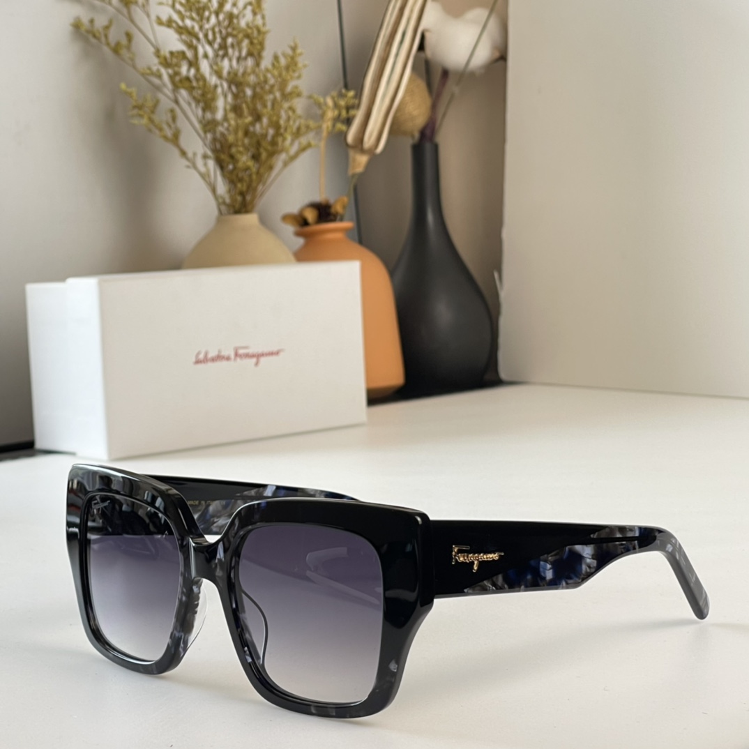 フェラガモサングラスFerragamo 2023新作 メガネ