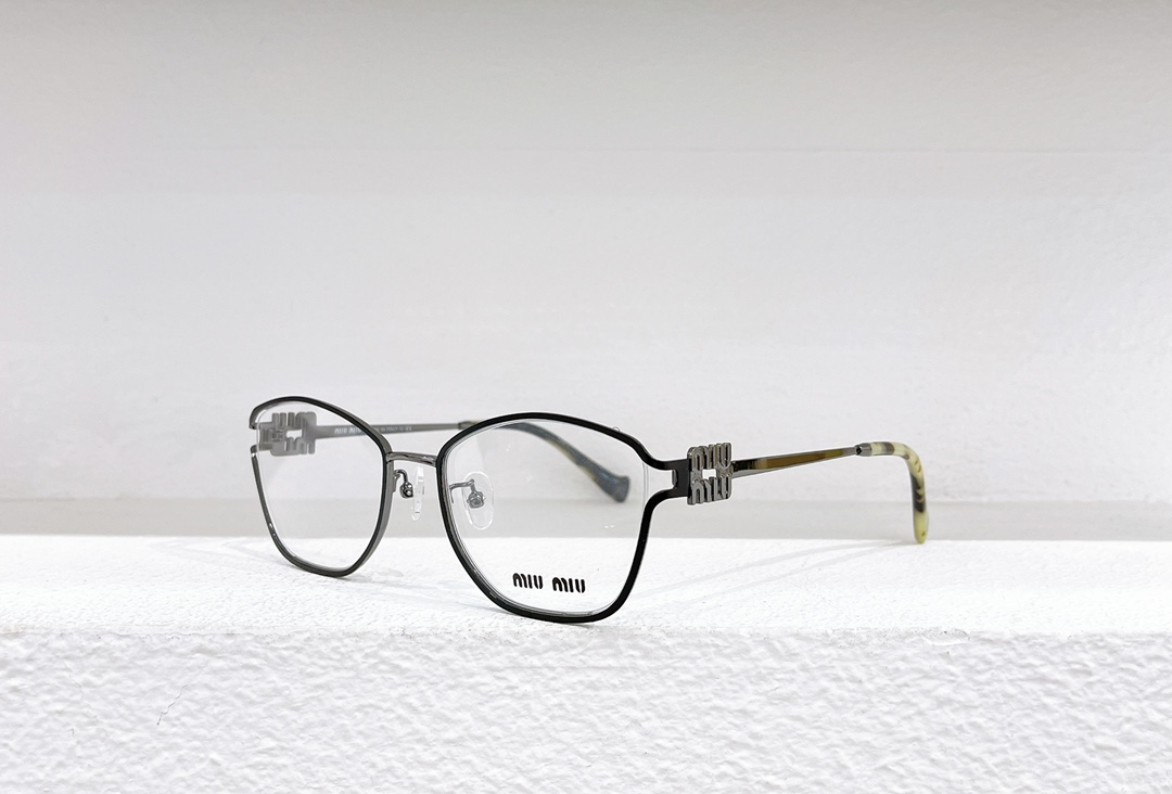 ミュウミュウサングラスMiu Miu 2023新作 アイウェア
