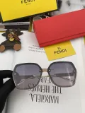 フェンディサングラスFENDI 2023新作 スクエアフレーム サングラス