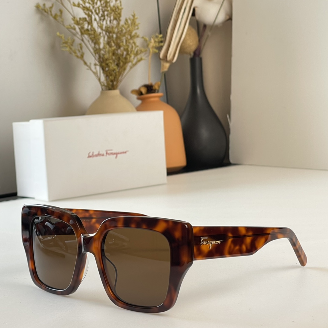 フェラガモサングラスFerragamo 2023新作 メガネ