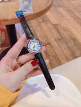 カルティエ時計CARTIER 2023年新作 ブルーバルーンシリーズ ピュアレザーストラップ ウォッチ