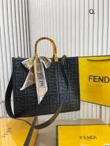 フェンディバッグFENDI 2023新作 トートバッグ