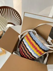 クロエバッグCHLOE 2023新作 ウーブンバケットバッグ