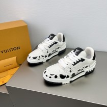 ルイヴィトン靴LOUIS VUITTON 2023新作 草間彌生 コラボ スニーカー