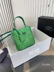 プラダバッグPRADA 2023新作 キラキラダイヤモンド トートバッグ